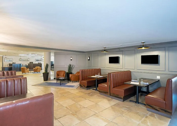 Doubletree By Hilton Portland, Me